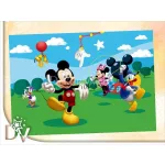mickey egér barátaival játszik egészfalas fotótapéta