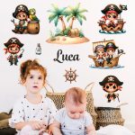 Kalózkodni jó - falmatrica saját névvel