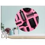 dekormatrica fodrász szalon haj frizura faldekoráció pink fekete fésűk